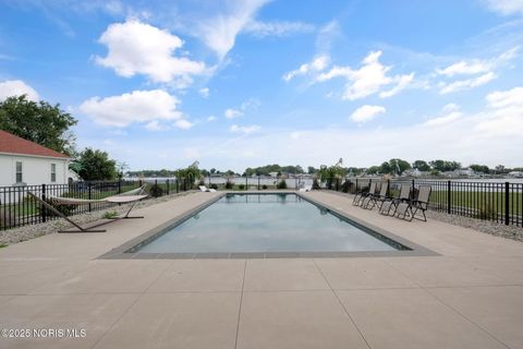 Tiny photo for 3150 Shoreland Avenue, Toledo, OH 43611 (MLS # 10000846)