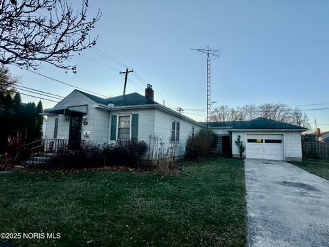 Tiny photo for 104 S Patterson Street, Gibsonburg, OH 43431 (MLS # 10002497)