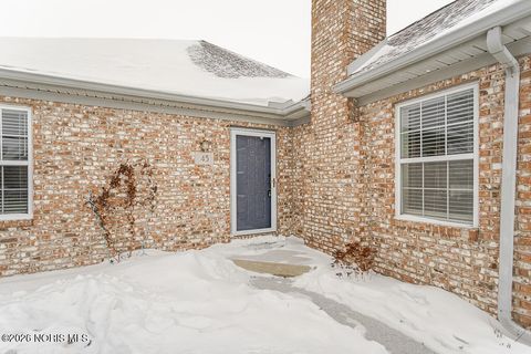 Tiny photo for 45 W Foxgate Circle, Bowling Green, OH 43402 (MLS # 10003745)