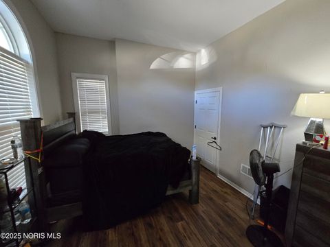 Tiny photo for 5029 Kellogg Road, Toledo, OH 43615 (MLS # 10001022)