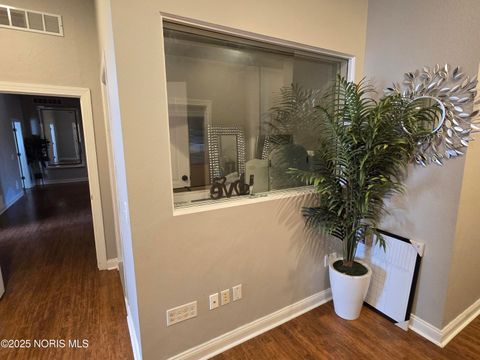 Tiny photo for 5029 Kellogg Road, Toledo, OH 43615 (MLS # 10001022)