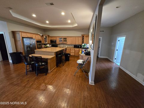 Tiny photo for 5029 Kellogg Road, Toledo, OH 43615 (MLS # 10001022)