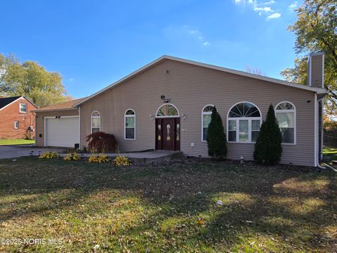 Photo of 5029 Kellogg Road, Toledo, OH 43615 (MLS # 10001022)