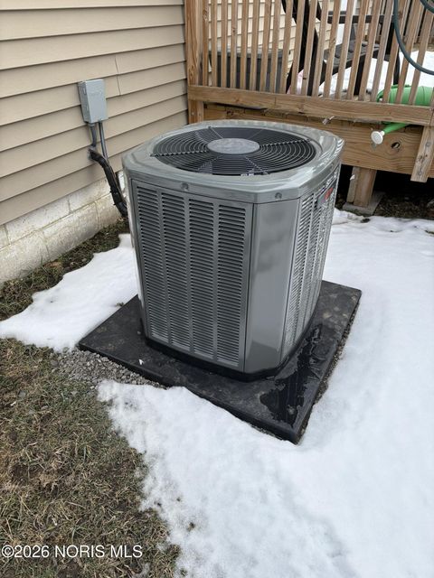 Tiny photo for 705 Swing Avenue, Findlay, OH 45840 (MLS # 10003983)