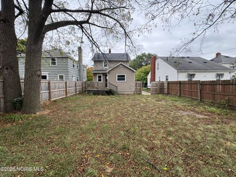 Tiny photo for 4449 Burnham Avenue, Toledo, OH 43612 (MLS # 10003575)