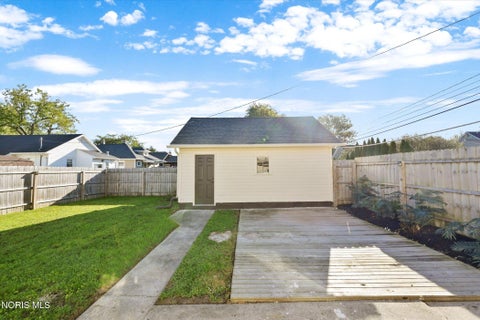 Tiny photo for 102 N Grove Street, Walbridge, OH 43465 (MLS # 10013934)