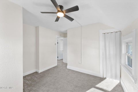 Tiny photo for 102 N Grove Street, Walbridge, OH 43465 (MLS # 10013934)