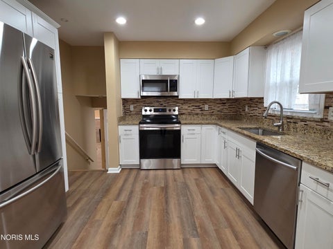 Tiny photo for 5222 Brophy Drive, Toledo, OH 43611 (MLS # 10014792)