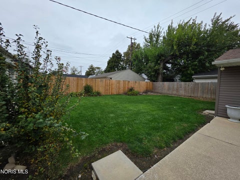 Tiny photo for 5222 Brophy Drive, Toledo, OH 43611 (MLS # 10014792)