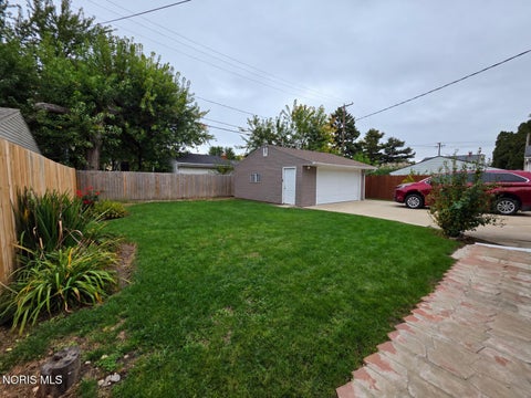 Tiny photo for 5222 Brophy Drive, Toledo, OH 43611 (MLS # 10014792)