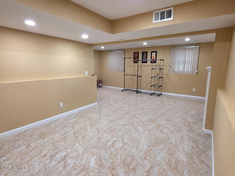 Tiny photo for 5222 Brophy Drive, Toledo, OH 43611 (MLS # 10014792)