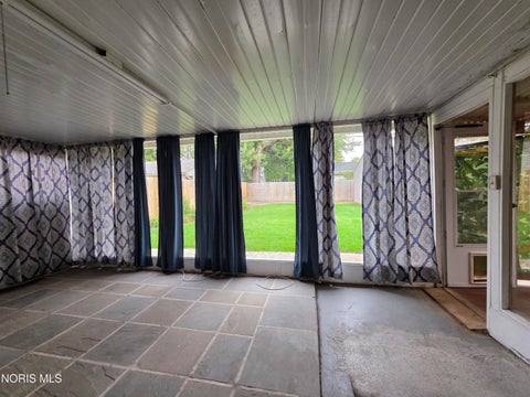 Tiny photo for 5222 Brophy Drive, Toledo, OH 43611 (MLS # 10014792)
