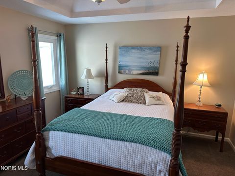 Tiny photo for 4417 Clearwater Drive, Maumee, OH 43537 (MLS # 10004064)