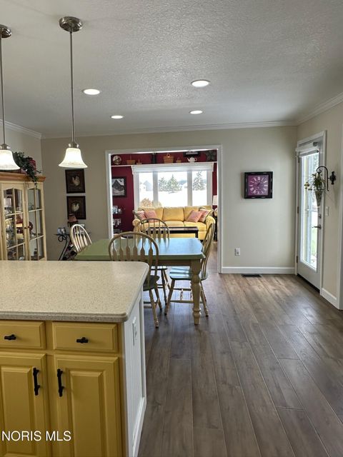 Tiny photo for 4417 Clearwater Drive, Maumee, OH 43537 (MLS # 10004064)