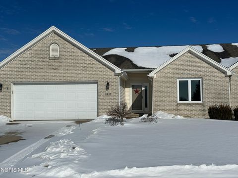 Tiny photo for 4417 Clearwater Drive, Maumee, OH 43537 (MLS # 10004064)