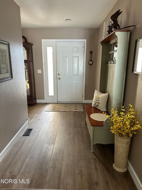 Tiny photo for 4417 Clearwater Drive, Maumee, OH 43537 (MLS # 10004064)