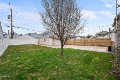Tiny photo for 3104 Ravenwood Boulevard, Toledo, OH 43614 (MLS # 10005750)