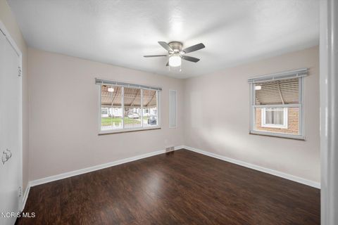 Tiny photo for 3104 Ravenwood Boulevard, Toledo, OH 43614 (MLS # 10005750)