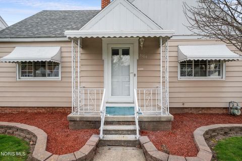 Tiny photo for 3104 Ravenwood Boulevard, Toledo, OH 43614 (MLS # 10005750)
