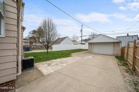Tiny photo for 3104 Ravenwood Boulevard, Toledo, OH 43614 (MLS # 10005750)