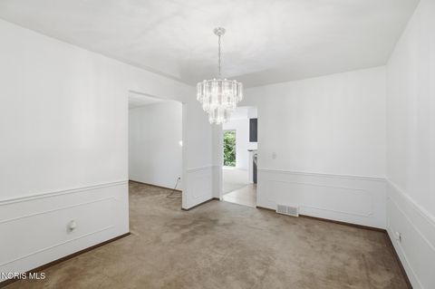 Tiny photo for 10855 S River Road, Grand Rapids, OH 43522 (MLS # 10008001)