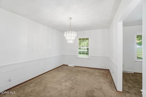 Tiny photo for 10855 S River Road, Grand Rapids, OH 43522 (MLS # 10008001)