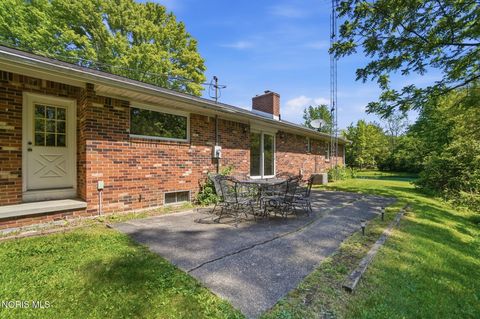 Tiny photo for 10855 S River Road, Grand Rapids, OH 43522 (MLS # 10008001)