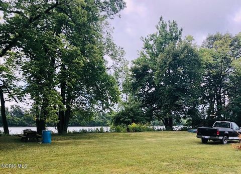 Tiny photo for 10855 S River Road, Grand Rapids, OH 43522 (MLS # 10008001)