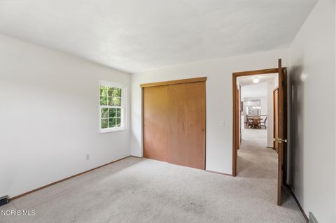 Tiny photo for 10855 S River Road, Grand Rapids, OH 43522 (MLS # 10008001)