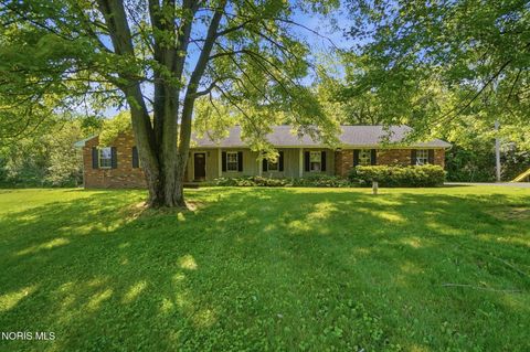 Photo of 10855 S River Road, Grand Rapids, OH 43522 (MLS # 10008001)