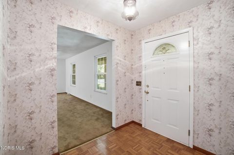Tiny photo for 10855 S River Road, Grand Rapids, OH 43522 (MLS # 10008001)