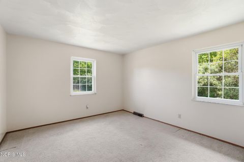 Tiny photo for 10855 S River Road, Grand Rapids, OH 43522 (MLS # 10008001)