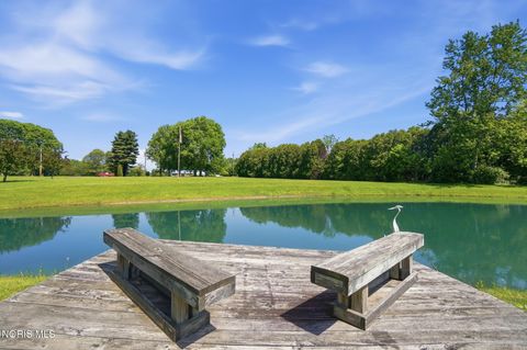 Tiny photo for 10855 S River Road, Grand Rapids, OH 43522 (MLS # 10008001)