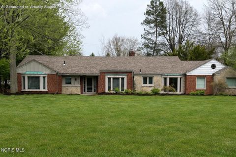 Photo of 3542 Kenwood Boulevard, Toledo, OH 43606 (MLS # 10006494)