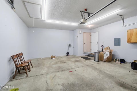 Tiny photo for 2235 Fox Run Circle # 4-14, Findlay, OH 45840 (MLS # 10011195)