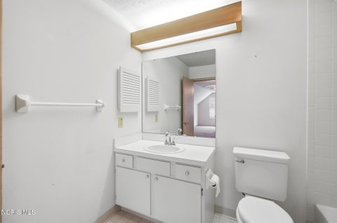 Tiny photo for 2235 Fox Run Circle # 4-14, Findlay, OH 45840 (MLS # 10011195)