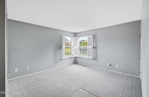 Tiny photo for 2235 Fox Run Circle # 4-14, Findlay, OH 45840 (MLS # 10011195)