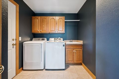 Tiny photo for 8753 N Stone Mill Road, Sylvania, OH 43560 (MLS # 10000182)