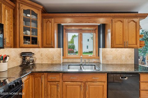 Tiny photo for 8753 N Stone Mill Road, Sylvania, OH 43560 (MLS # 10000182)