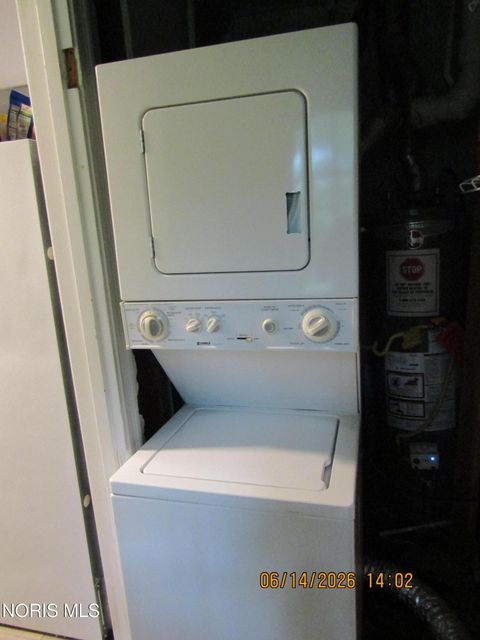 Tiny photo for 3168 Douglas Road, Toledo, OH 43606 (MLS # 10009152)