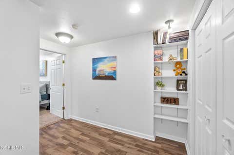Tiny photo for 1424 S Redhawk Drive, Perrysburg, OH 43551 (MLS # 10011888)