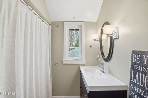 Tiny photo for 2523 Orchard Road, Ottawa Hills, OH 43606 (MLS # 10005758)