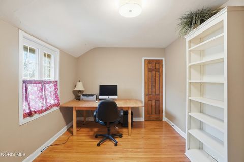 Tiny photo for 2523 Orchard Road, Ottawa Hills, OH 43606 (MLS # 10005758)