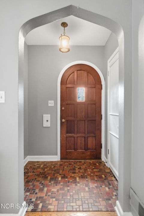 Tiny photo for 2523 Orchard Road, Ottawa Hills, OH 43606 (MLS # 10005758)