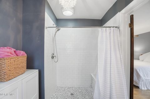 Tiny photo for 2523 Orchard Road, Ottawa Hills, OH 43606 (MLS # 10005758)