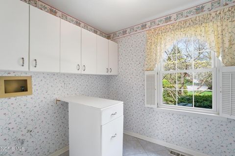 Tiny photo for 23526 W Manor Drive, Genoa, OH 43430 (MLS # 10006296)