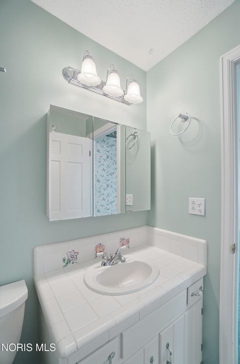 Tiny photo for 23526 W Manor Drive, Genoa, OH 43430 (MLS # 10006296)