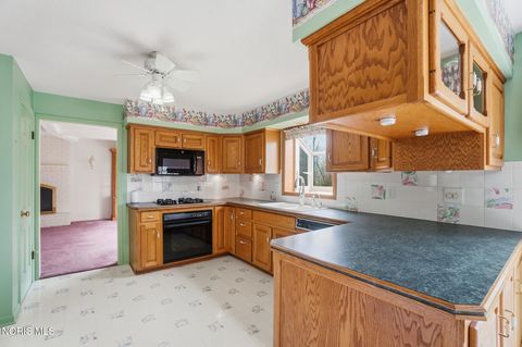 Tiny photo for 23526 W Manor Drive, Genoa, OH 43430 (MLS # 10006296)