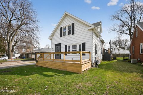 Tiny photo for 635 Wright Avenue, Toledo, OH 43609 (MLS # 10005650)