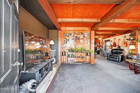 Tiny photo for 635 Wright Avenue, Toledo, OH 43609 (MLS # 10005650)